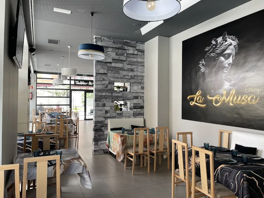 La Musa Giorgi_Calahorra La_slider_image_1