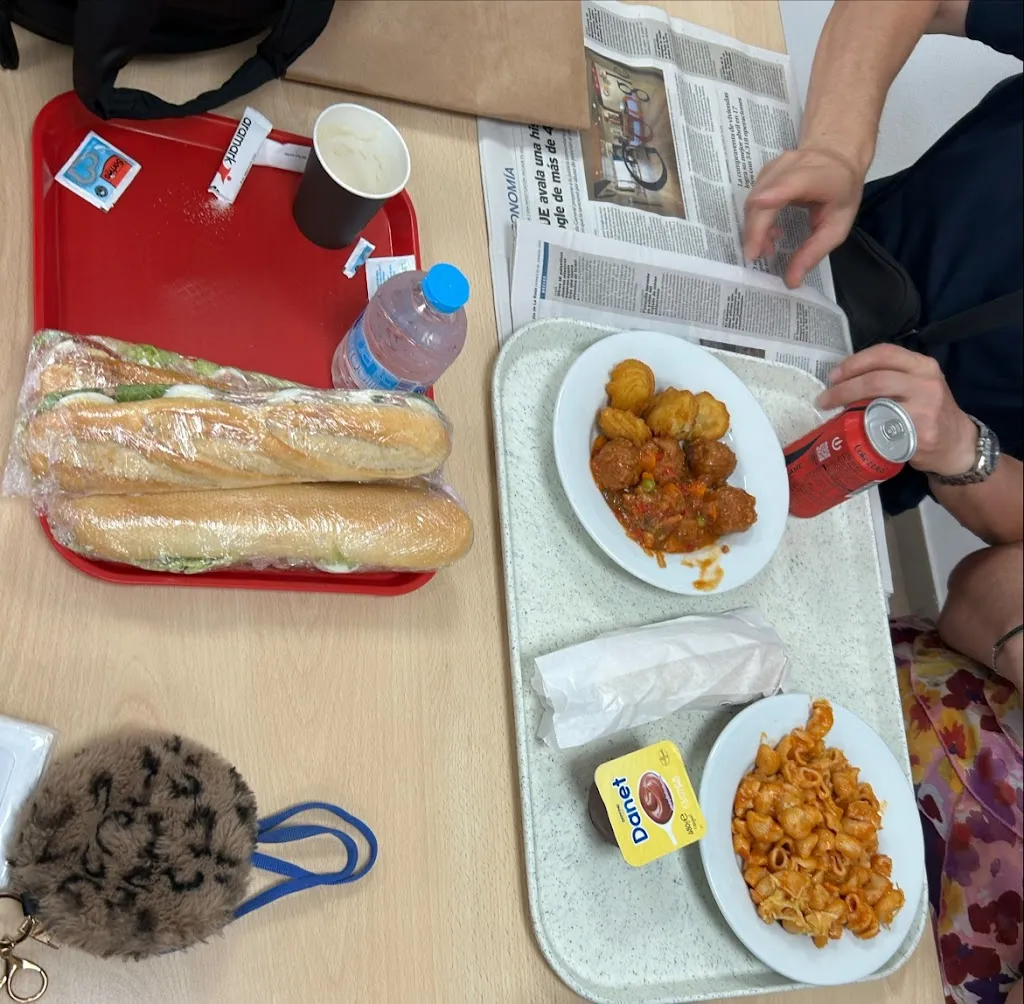 Mel Cm_Cafeteria-comedor del hospital de Calahorra_Calahorra La_review
