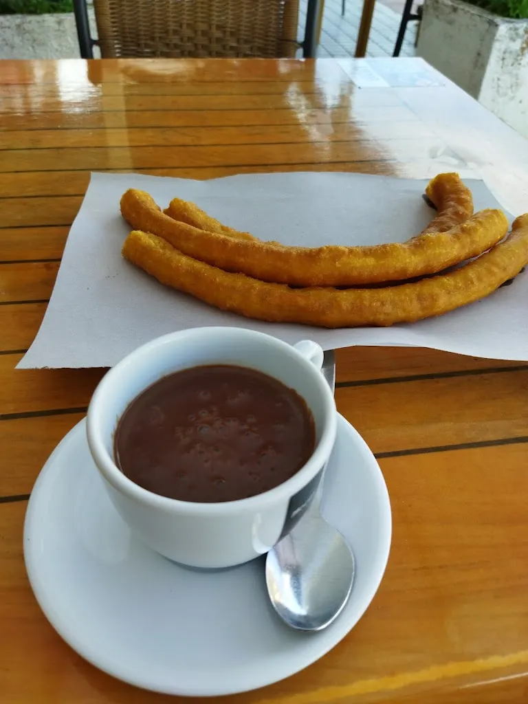 Menu_Cafeteria bar Zambra_Cuevas del Campo_image_7