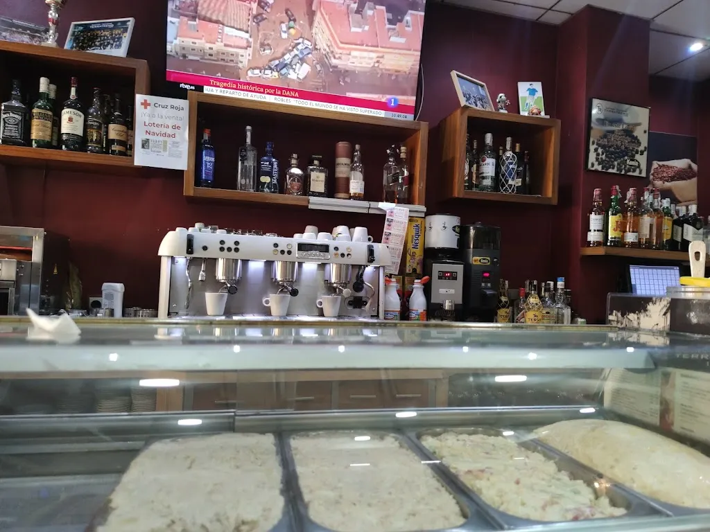 Cafetería-Cervecería Terratremo restaurant in Almoradí