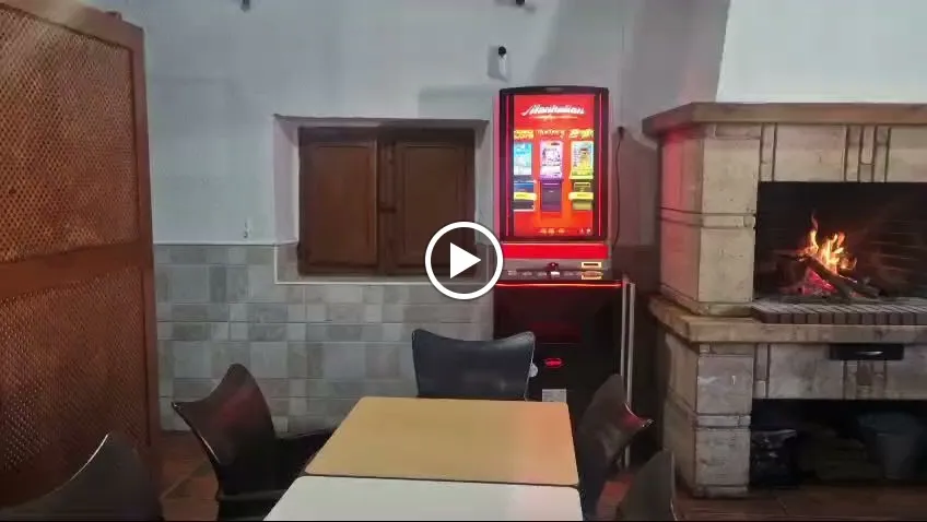 Banegas Bar_Cuevas del Campo_slider_image_2