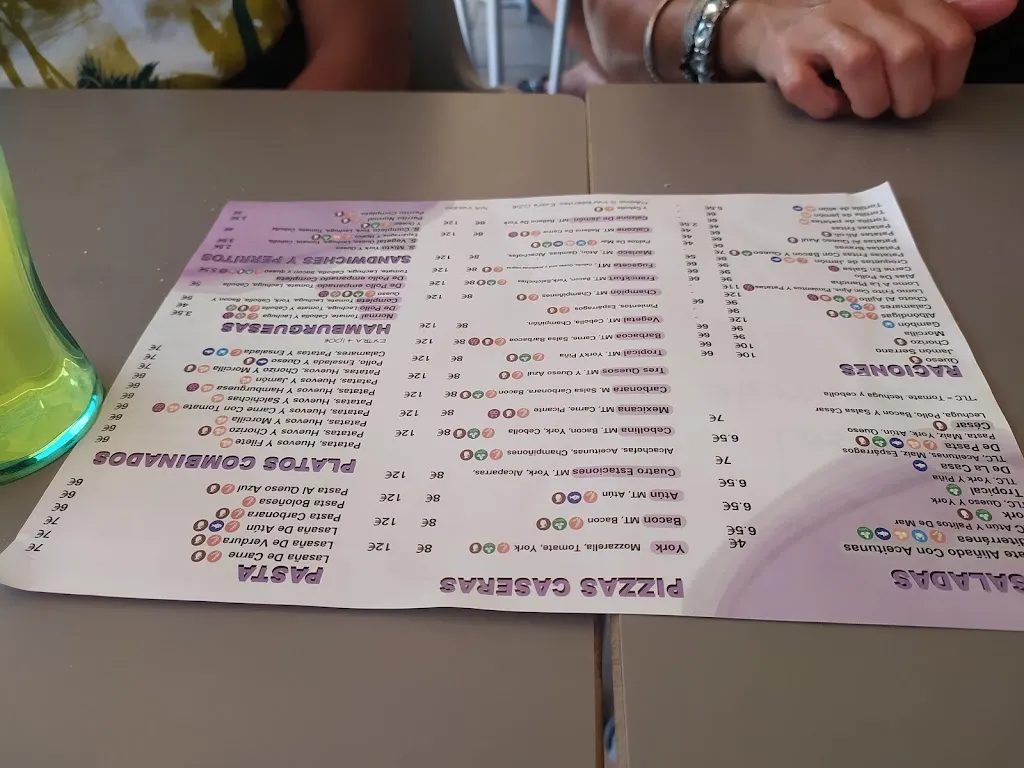 Menu_Las Cuatro Hermanas_Cortes y Graena_image_4