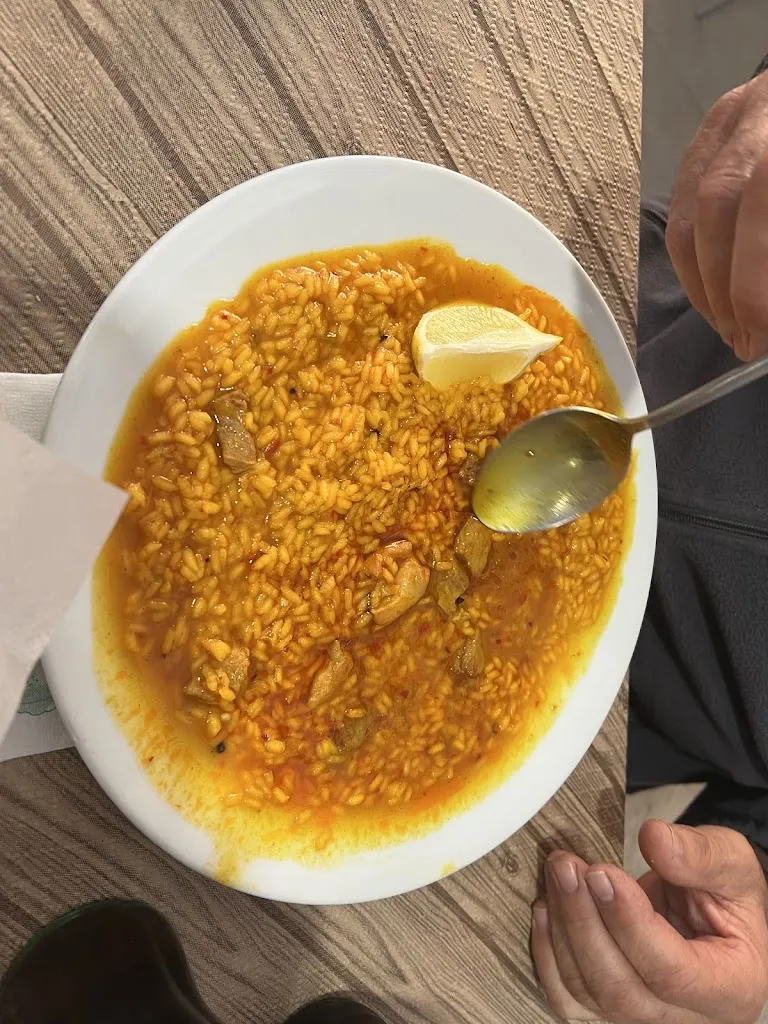 Menu_Las Cuatro Hermanas_Cortes y Graena_image_8