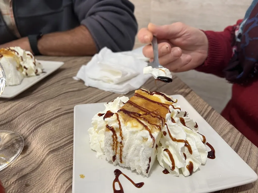 Menu_Las Cuatro Hermanas_Cortes y Graena_image_9