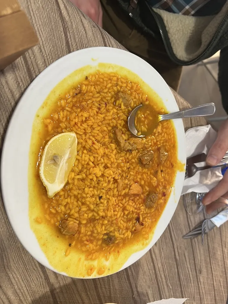 Las Cuatro Hermanas_Cortes y Graena_slider_image_2