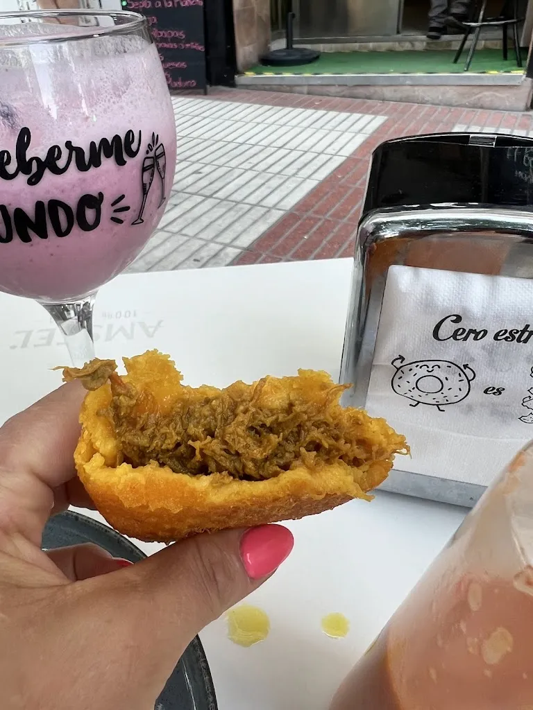 Rocio “Ro” PP_Daro'S Bar-Cerveceria._Darro_recensione