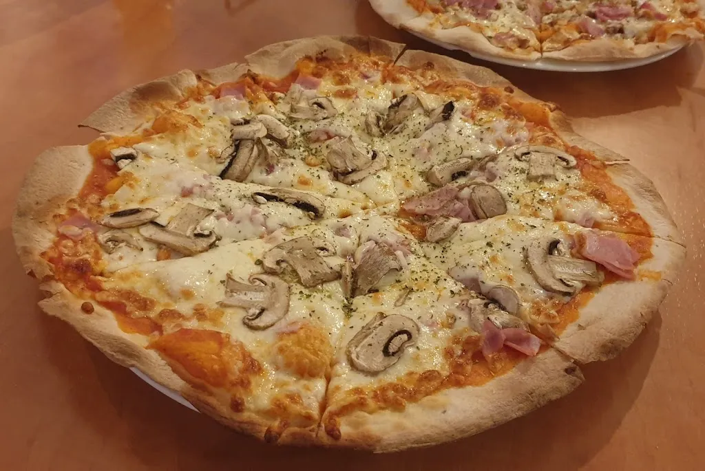 Restaurante Kortometraje_Churriana de la Vega_slider_image_2