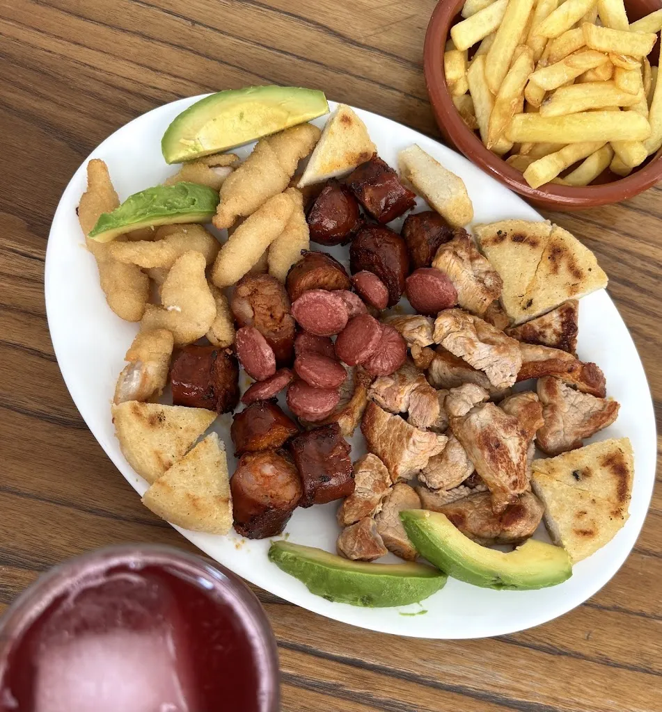 Maribetzy Camacho_Cumbre (Origen Lounge)_Churriana de la Vega_review