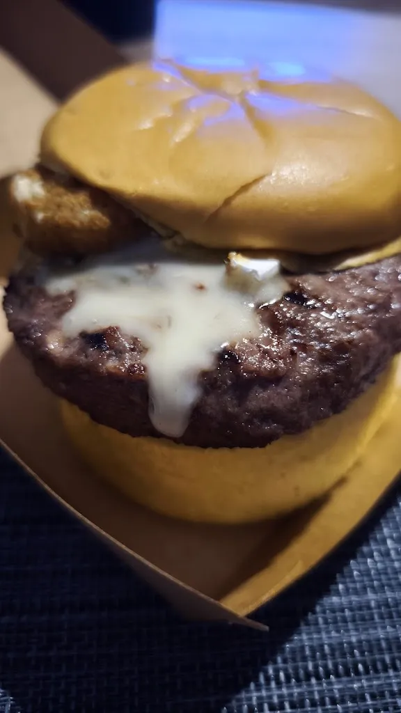 María Prieto Rosales_Zaki.Jr Burger_Churriana de la Vega_recensione