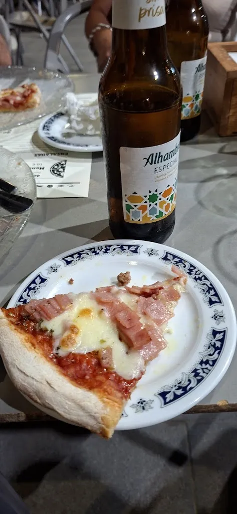 J. A.G._Pizzería La Base_Churriana de la Vega_recensione