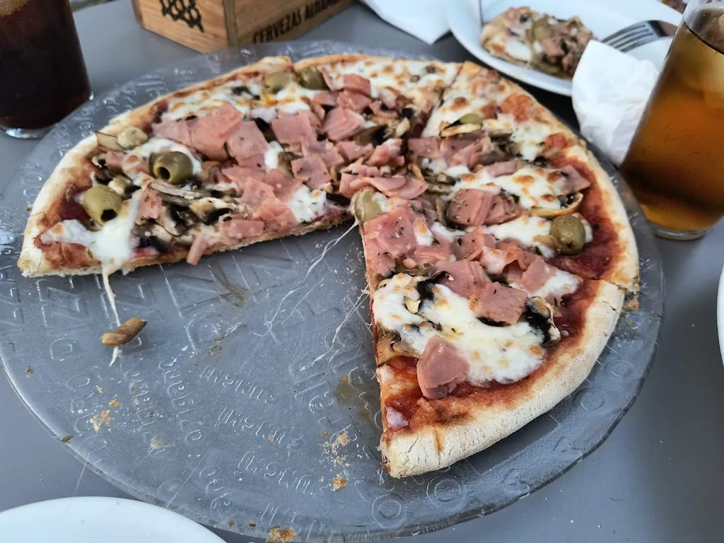 Pizzería La Base_Churriana de la Vega_slider_image_2