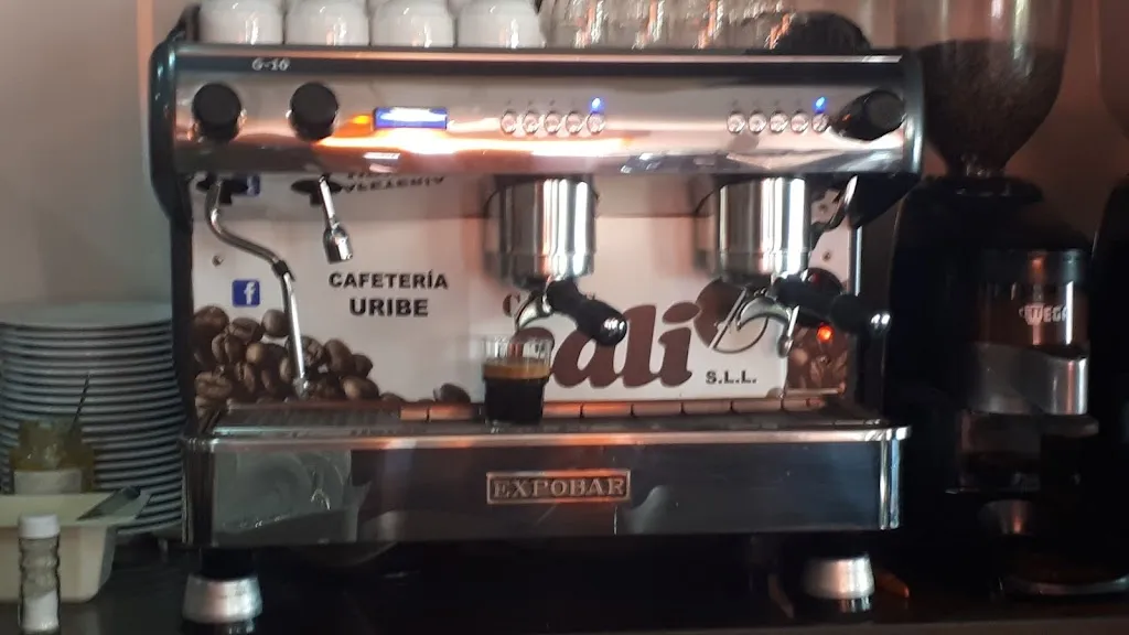 Juan Carlos Uribe Sánchez_Cafetería Uribe_Churriana de la Vega_review