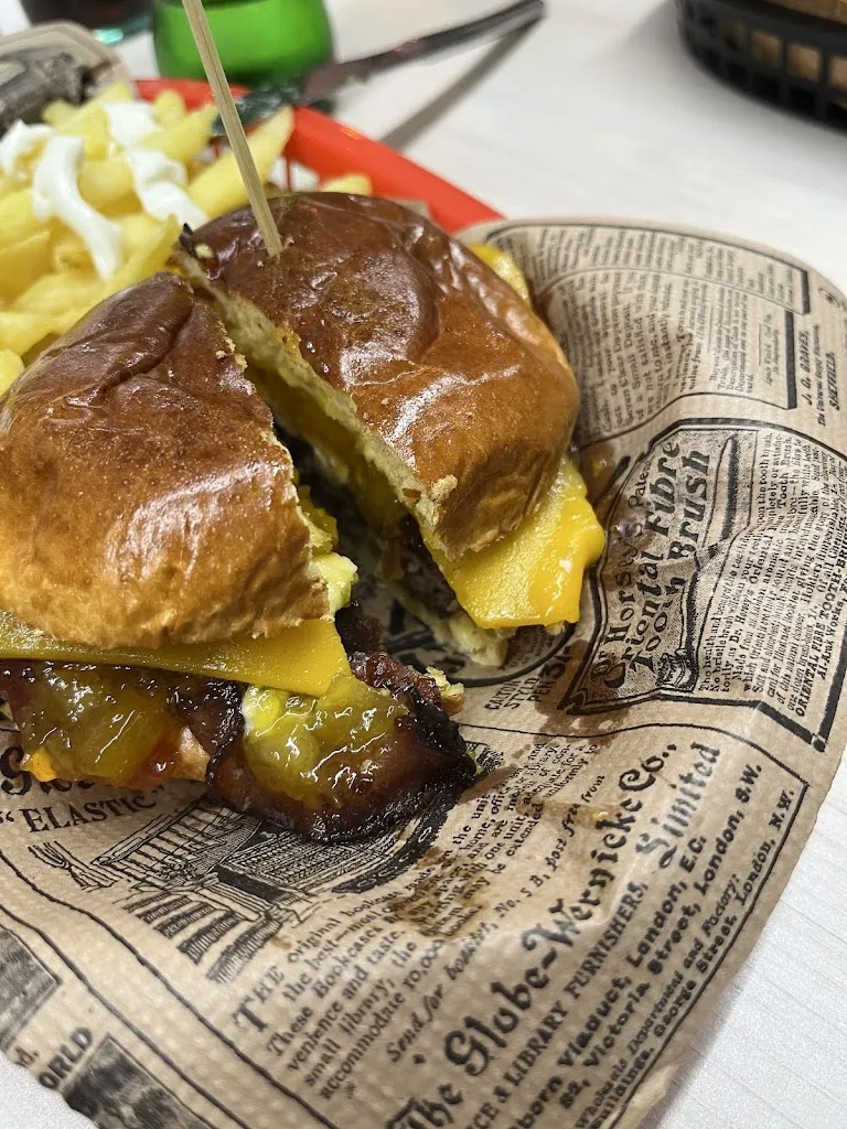 maria vargas martinez_Hamburguesería LA RUBIA_Churriana de la Vega_review