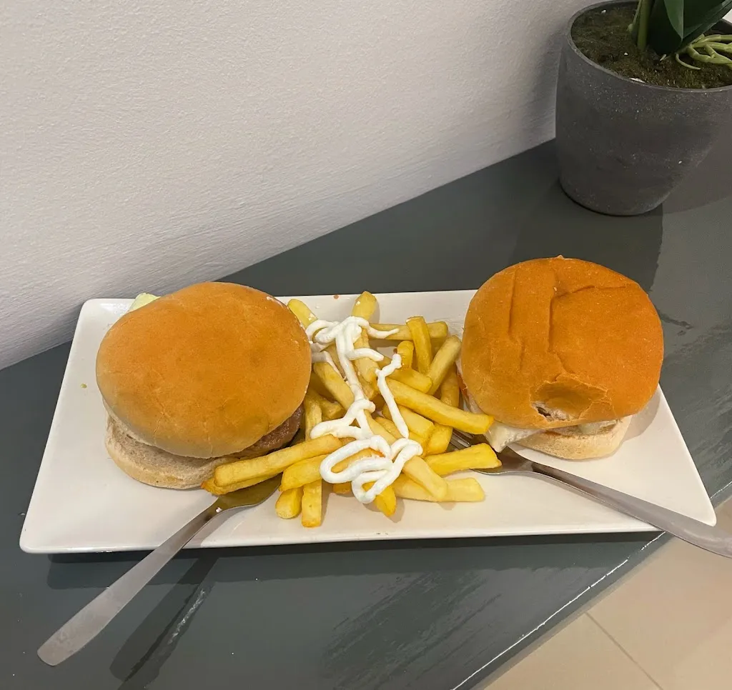 Cafetería Bar Morente_Churriana de la Vega_slider_image_3