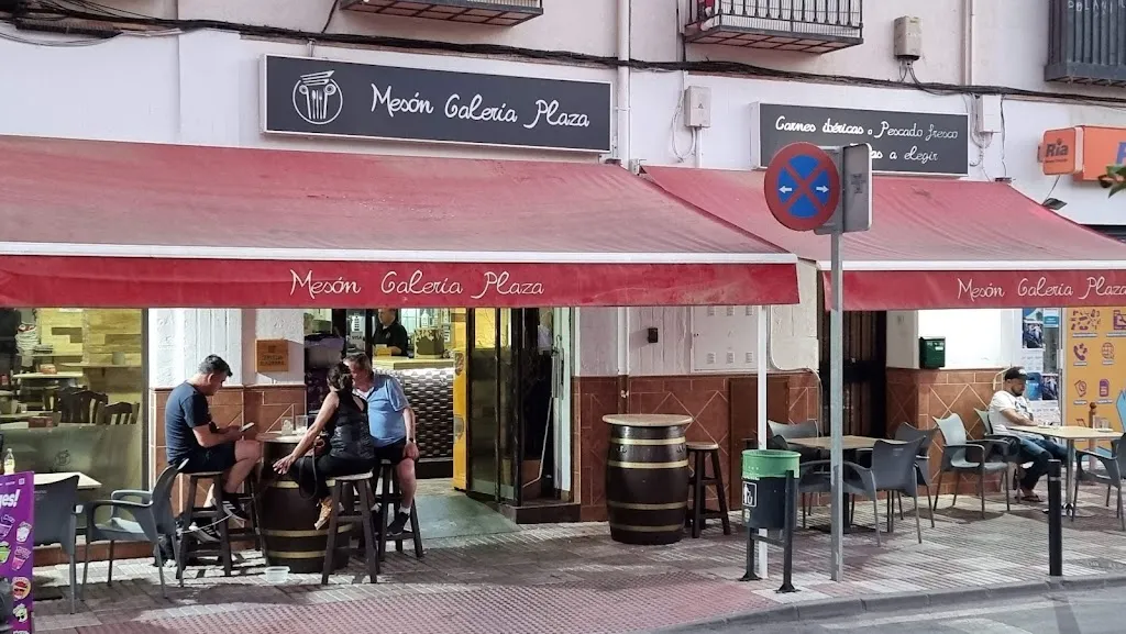 Mesón Galería Plaza_Churriana de la Vega_slider_image_1