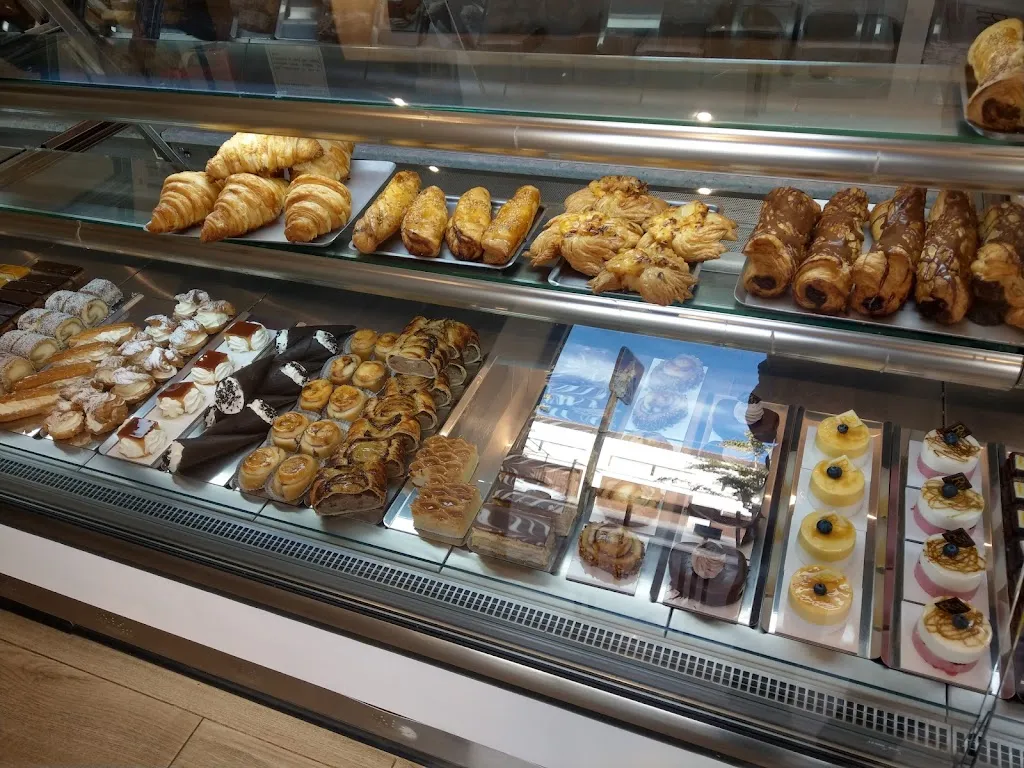 Jesús López_Pasteleria Reina Mora_Churriana de la Vega_review