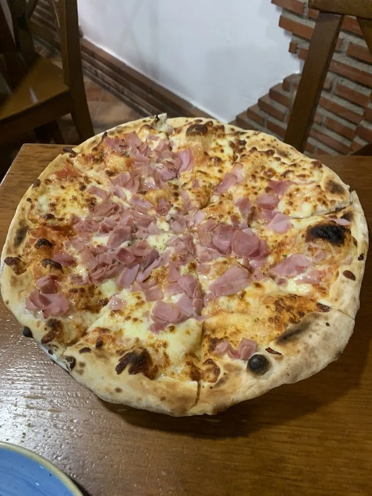 Restaurante Pizzería Arolena_Deifontes_slider_image_3