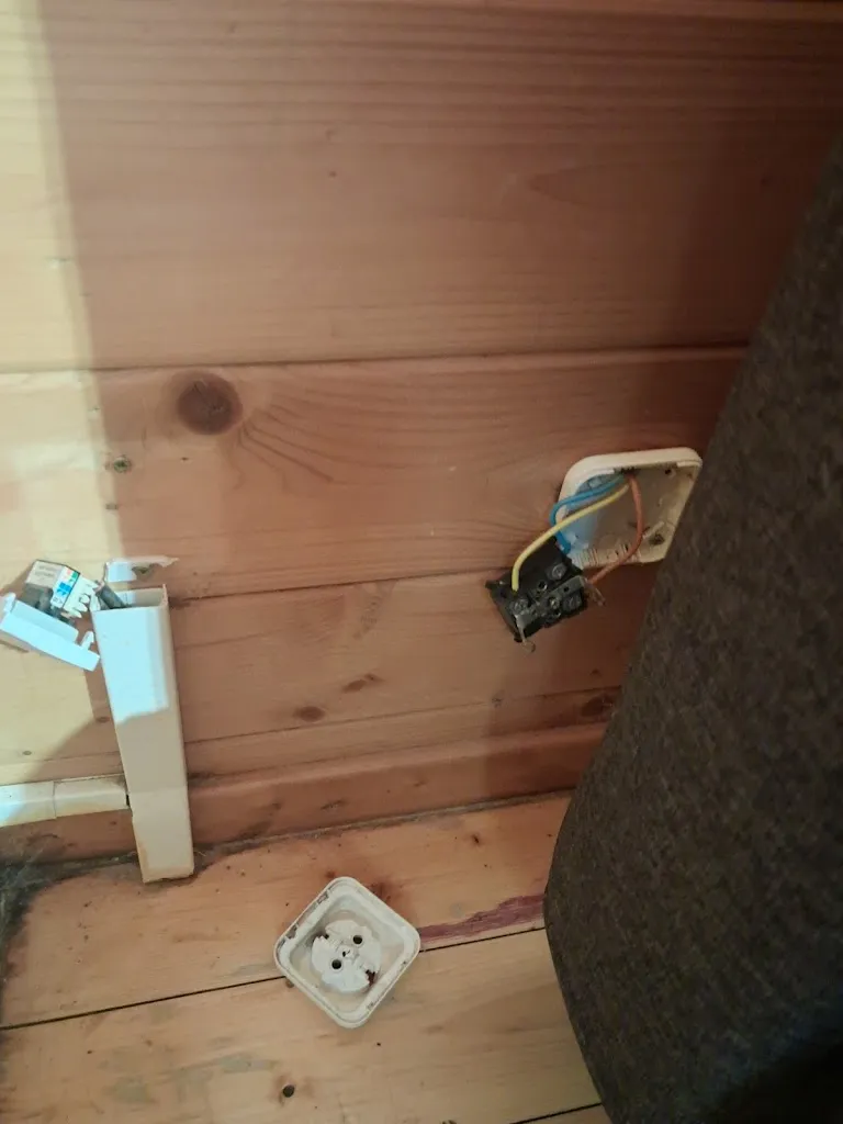 Steven Jackson_rural accommodation Caserío de la Fuente_Deifontes_review