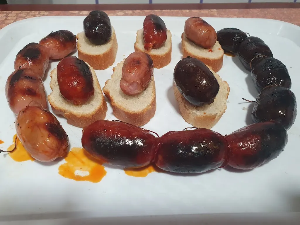 Cafe Dolar Bar restaurant in Dólar