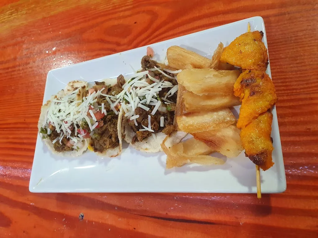 Cafe Dolar Bar_Dólar_slider_image_3