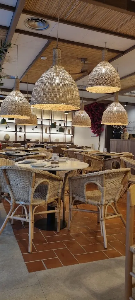 noemi Ruiz Alvarez_Saona Madnum_Dúdar_review