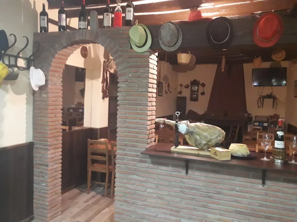 CAFE BAR EL MORENETE restaurant in Escúzar