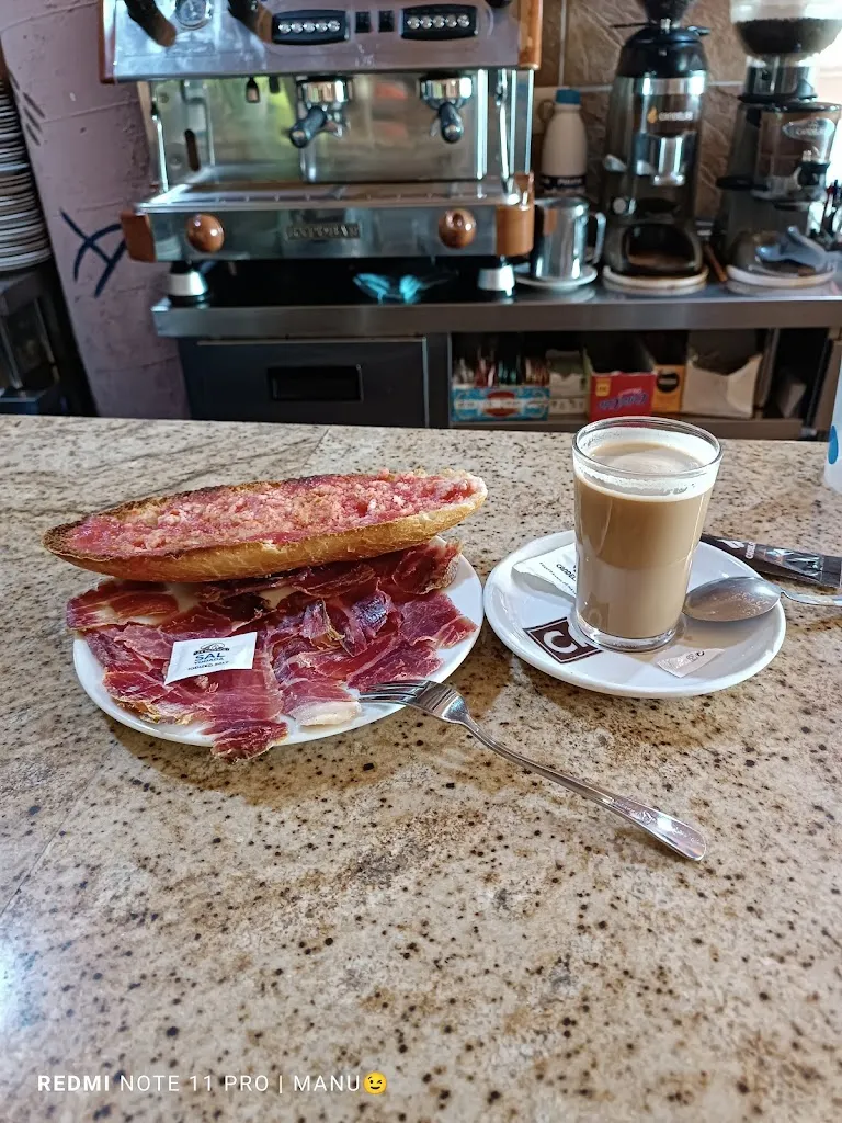 Manuel Rodríguez_Cafe Bar El Templo_Escúzar_review