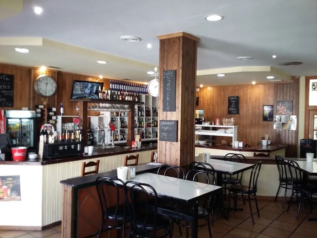 Bar La Plaza_Cúllar Vega_slider_image_1