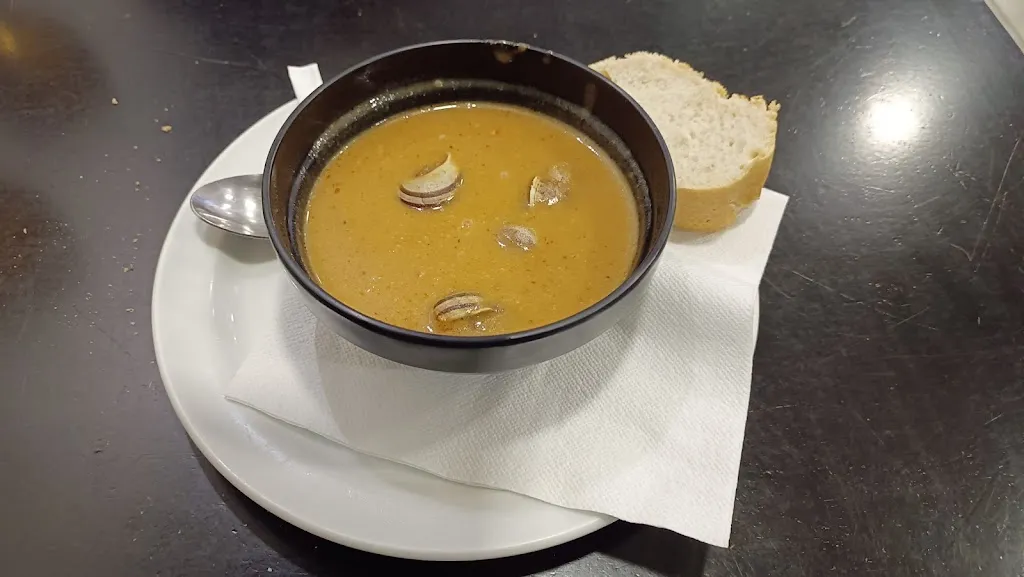 Menu_Cafe Bar El Follón de la Tapa_Cúllar Vega_image_5