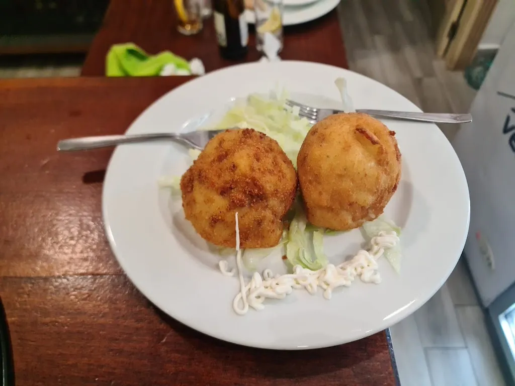 Cafe Bar El Follón de la Tapa_Cúllar Vega_slider_image_2