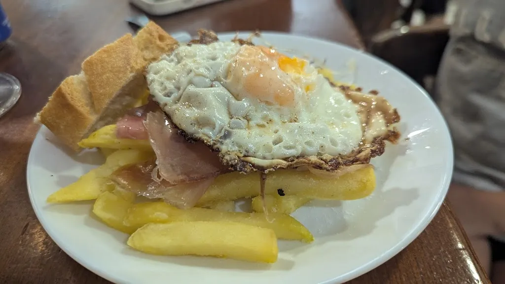 Cafe Bar El Follón de la Tapa_Cúllar Vega_slider_image_3