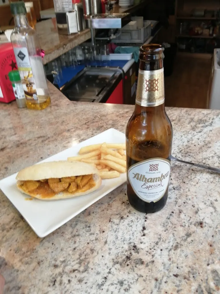 Menu_Cafetería La placita de mika_Cúllar Vega_immagine_3