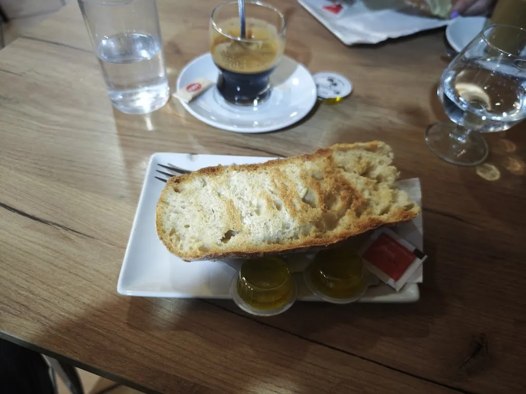 Cafetería La placita de mika_Cúllar Vega_slider_image_2