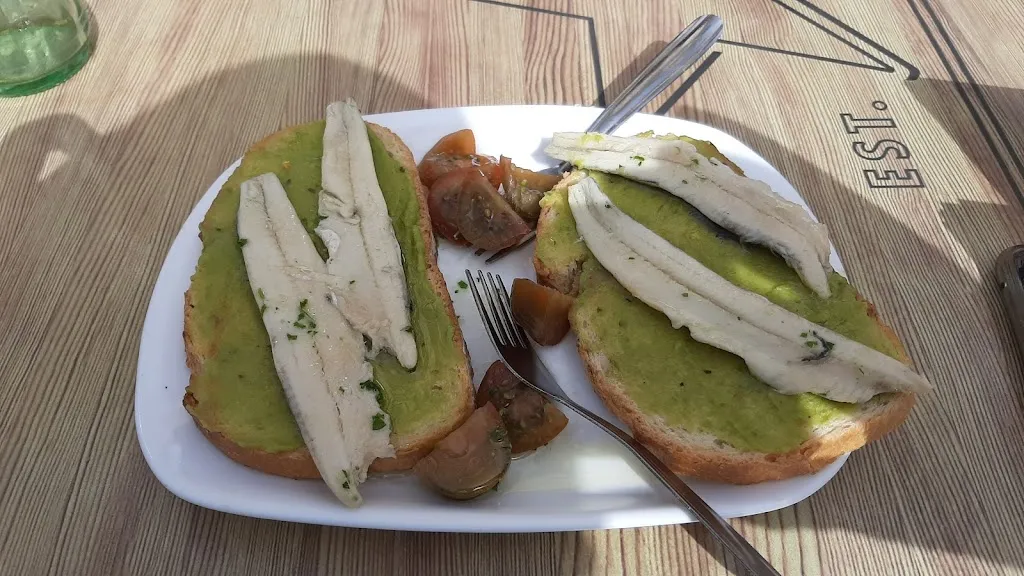 Menu_Cafeteria 19/20_Cúllar Vega_image_3