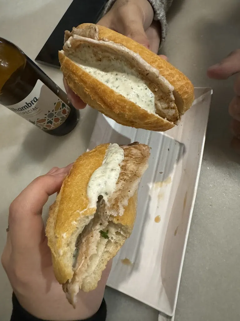 Victoria Hernandez_Café-Bar Gera_Cúllar Vega_review