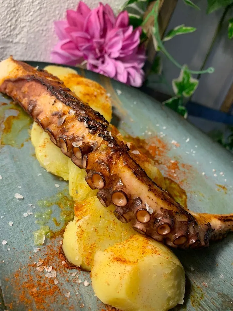 Menu_Bar restaurante El Rincón del Tito Paco/ gastrobar Trisquel_Cúllar Vega_immagine_8