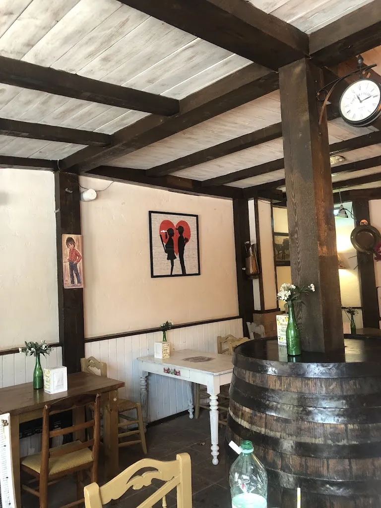 jelove_Bar restaurante El Rincón del Tito Paco/ gastrobar Trisquel_Cúllar Vega_recensione