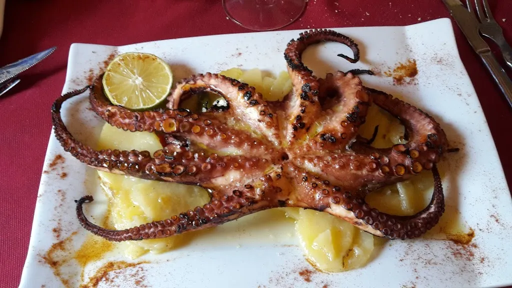 Menu_Restaurante-Hostal Montecarlo_Cúllar_image_7