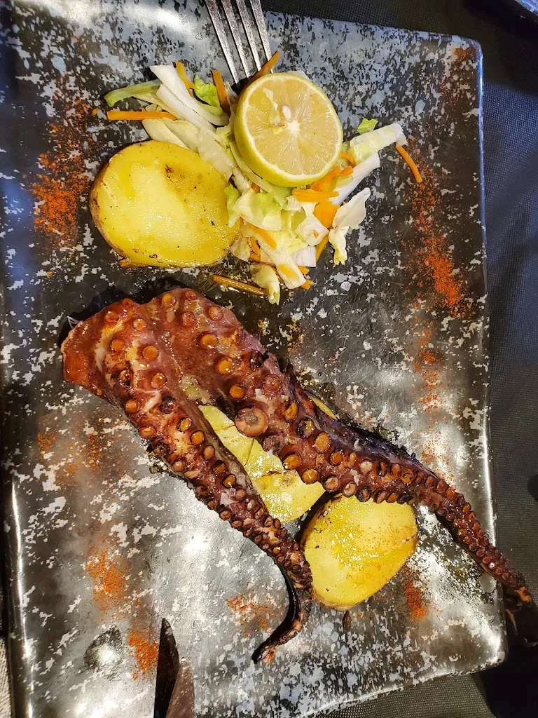 Menu_Restaurante-Hostal Montecarlo_Cúllar_image_9