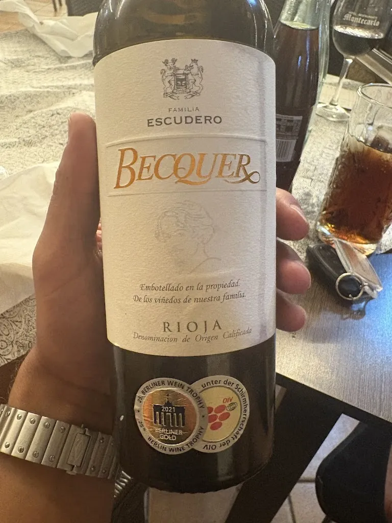 Jordan Cooper_Restaurante-Hostal Montecarlo_Cúllar_review