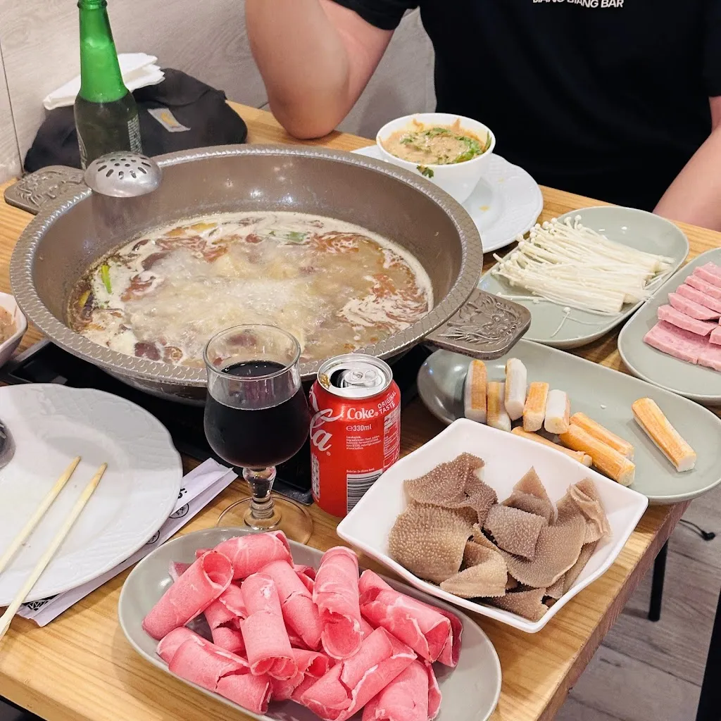 Yue Lai_Galera_slider_image_3