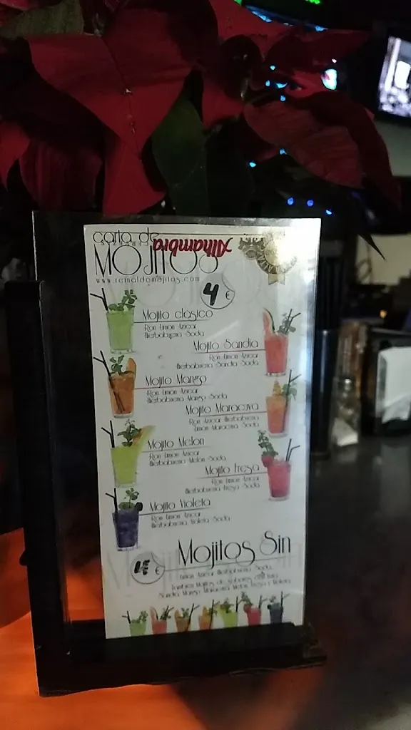 Menu_Pub Black & White_Freila_image_1