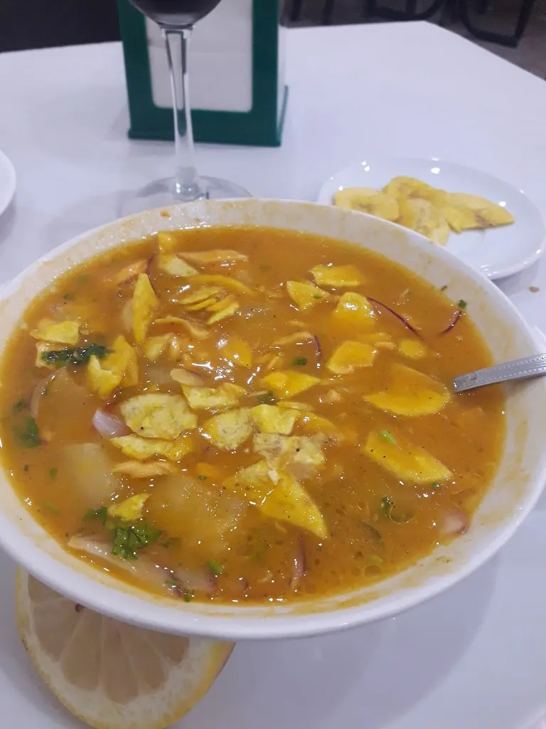 Carlos H_Bar Tauro_Gor_review