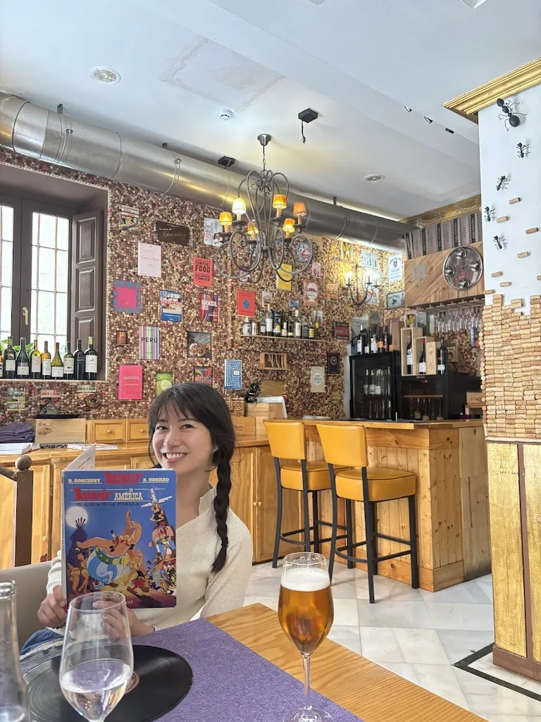 Kelly Wu_El Mercader_Granada_review