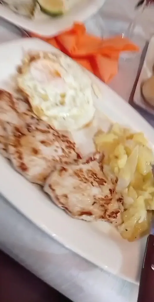 Hostal Restaurante Leyvamar_Guadahortuna_slider_image_2