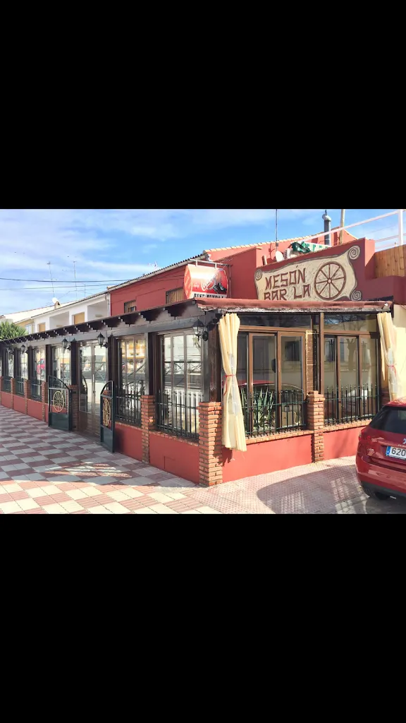 Meson bar la rueda_Guadahortuna_slider_image_1