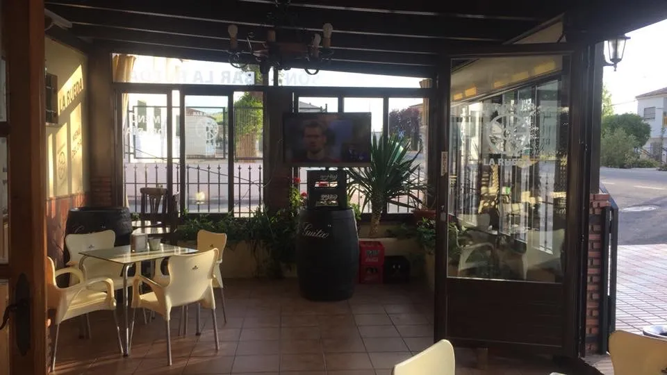 Meson bar la rueda_Guadahortuna_slider_image_3