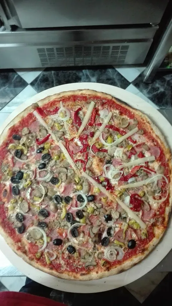 Menu_Pizzería Utrilla_Guadahortuna_image_5