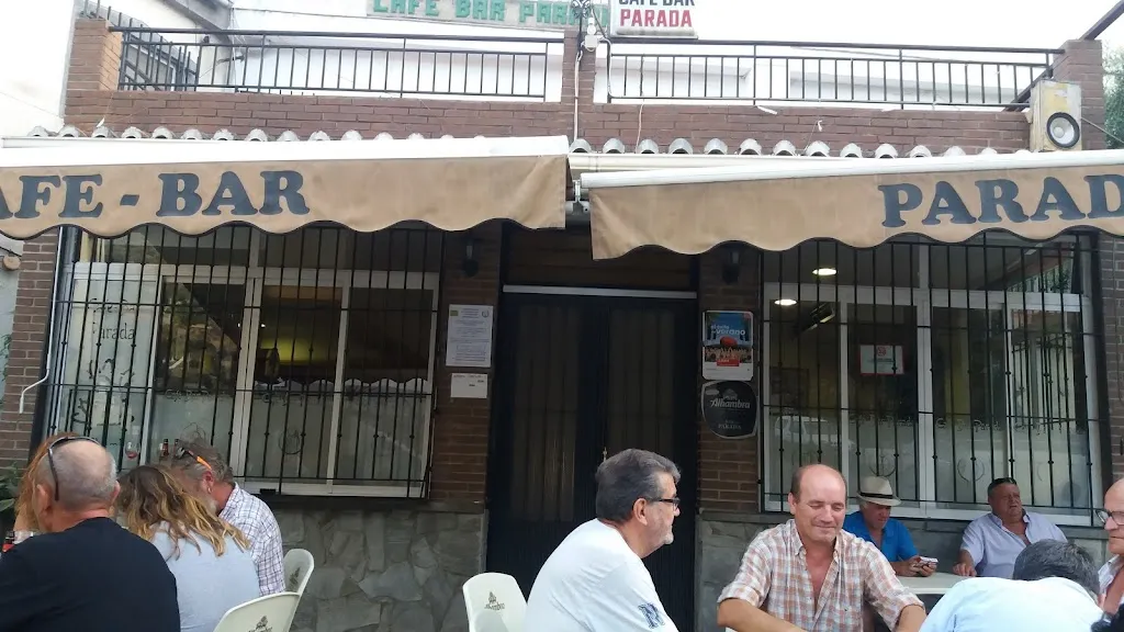 Cafe Bar Parada restaurant in Guajares Los
