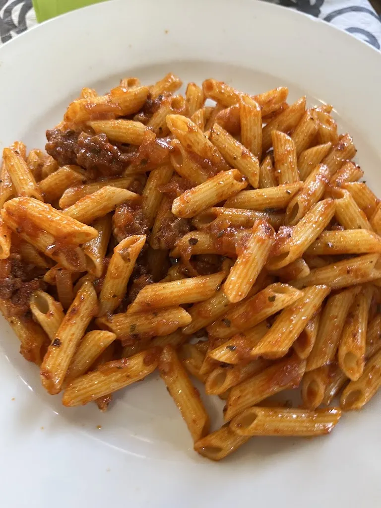 Adam Bence Naszradi_El Loret_Beneixama_review